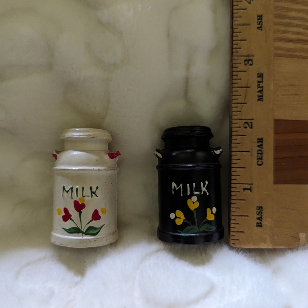 Vintage iron Salt and pepper